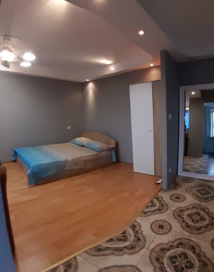 Перова 25, Трц Квадрат, Skymall Kyiv Exterior foto